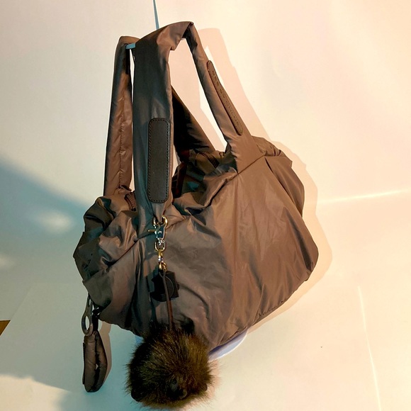 CHLOE puffy shoulder bag NWT - Picture 1 of 15